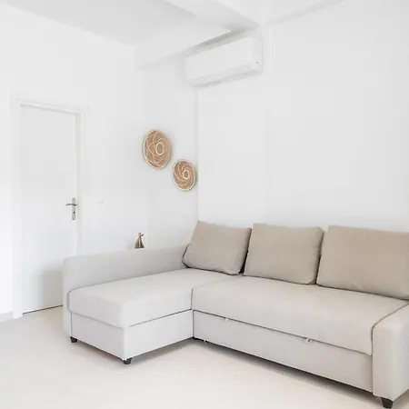 Holiday home Alia Andros *